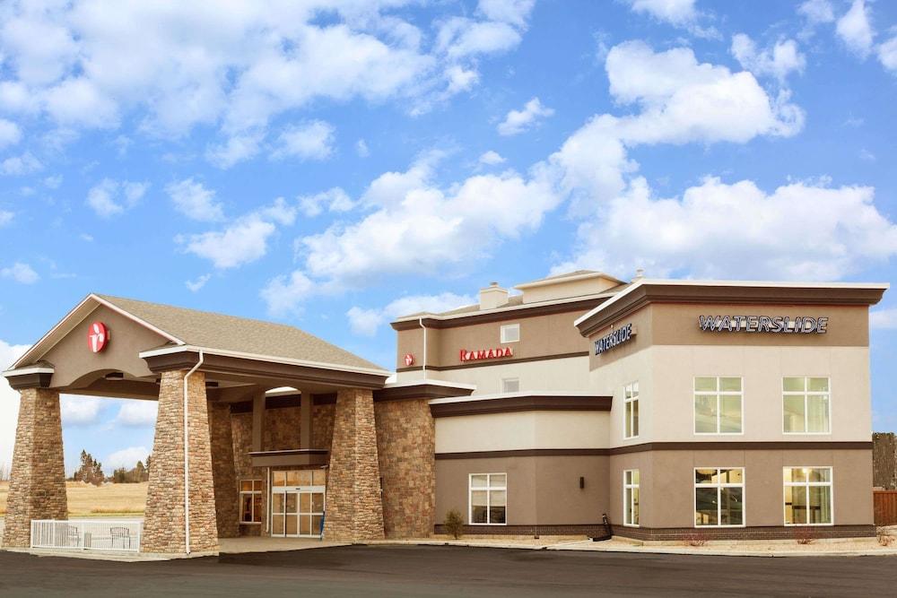 Ramada By Wyndham Drayton Valley Exterior foto